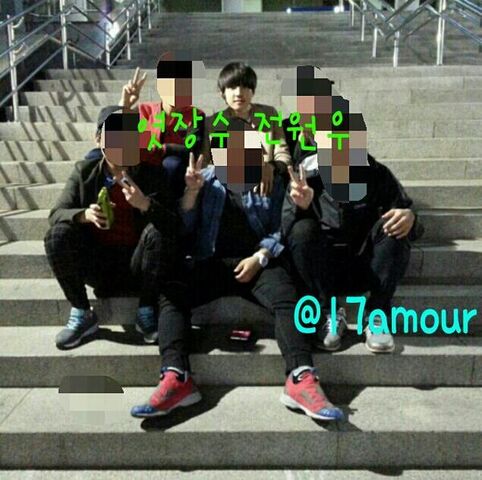 File:Cr @17amour.jpg