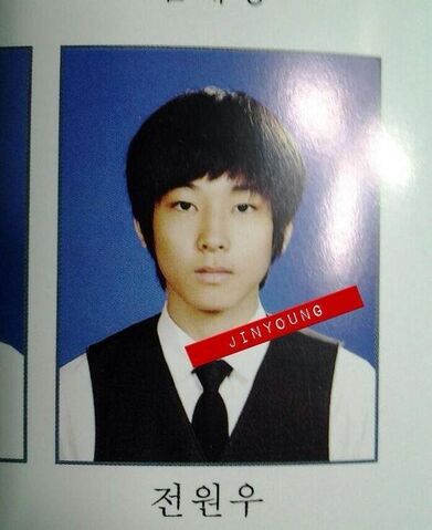 File:Cr @jinyoung.jpg