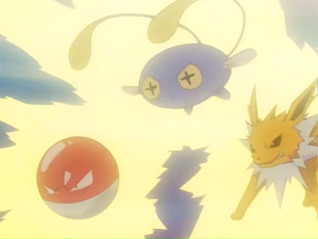 File:Voltorb Chinchou Thunderbolt.png