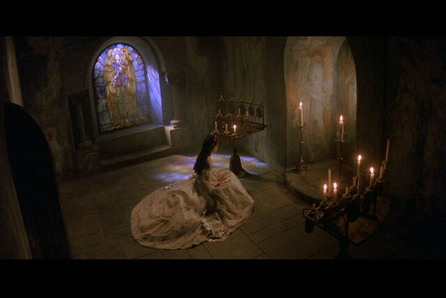 File:Christine in the prayer's room.jpg