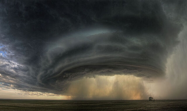 File:Violent Wind.jpg