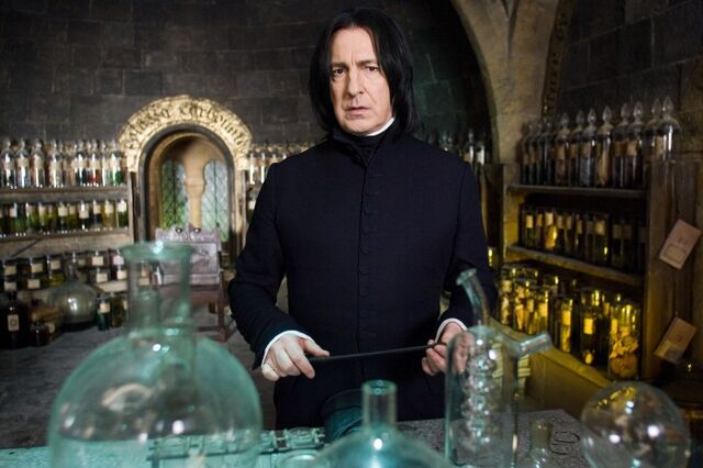 File:Severus Potions.jpg