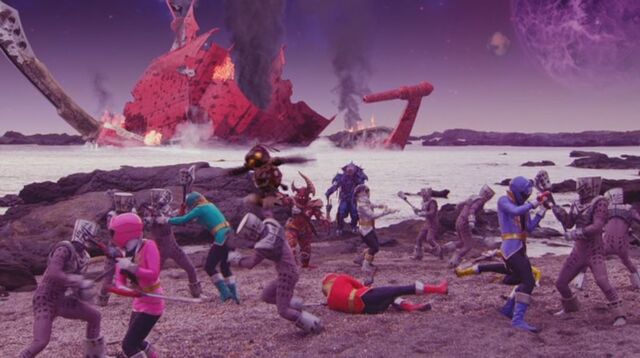 File:Gokaigers at Zangyack Homeworld.jpg