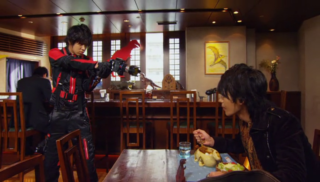 File:Chicken at Dino Curry.png