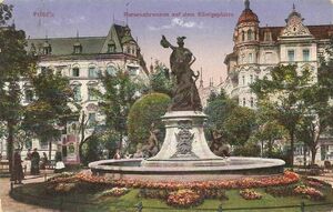Uwolnienie Andromedy przez Perseusza na Placu Cyryla Ratajskiego.jpg