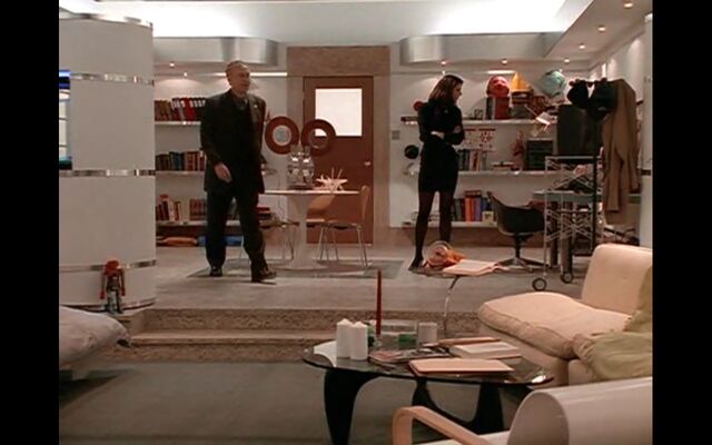 File:ˇJarod's Centre room.jpg