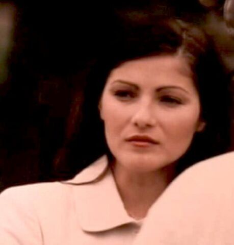 File:Emily thepretender season4.jpg
