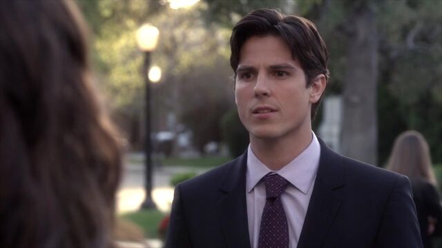Fichier:Gabriel 4x01.jpg