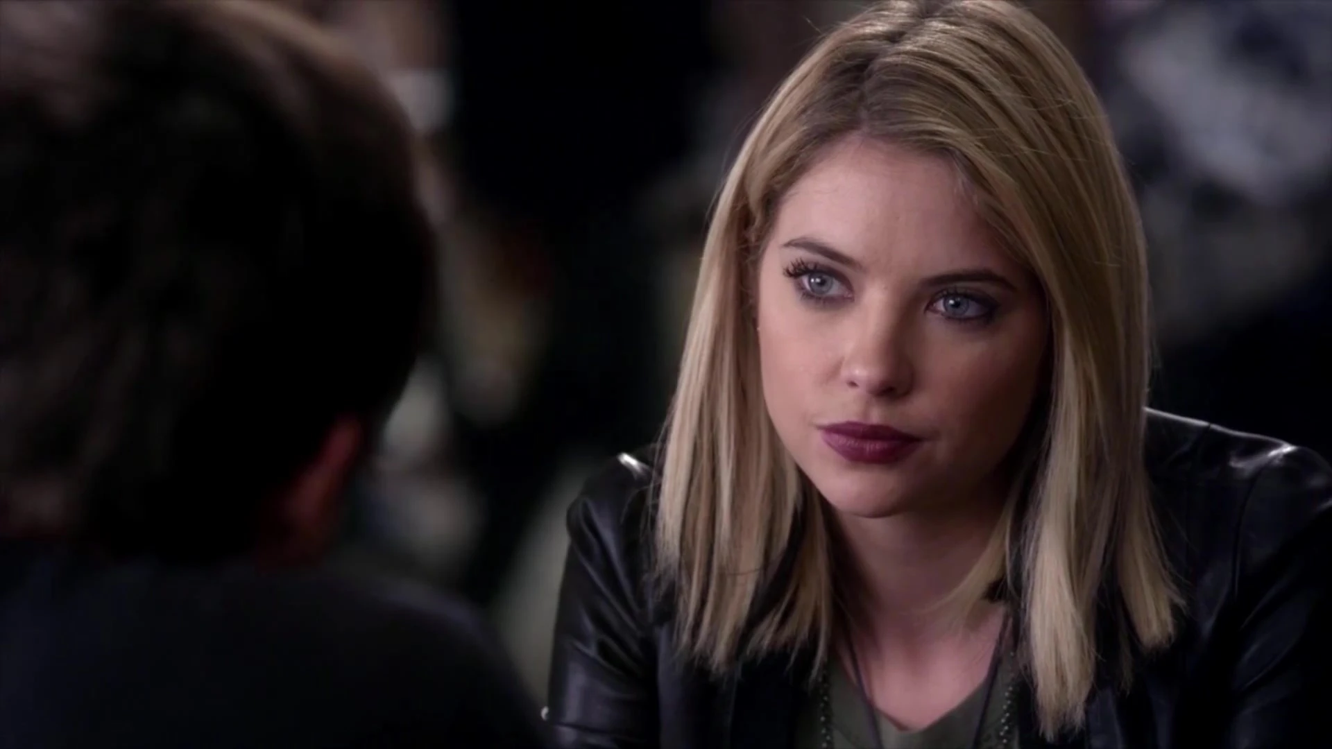 Image 5x07 Hanna.jpg Wiki Pretty Little Liars FANDOM powered by Wikia