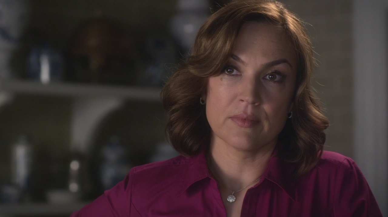 Image Pretty Little Liars S05E18 Veronica.jpg Pretty Little Liars Wiki FANDOM powered by Wikia