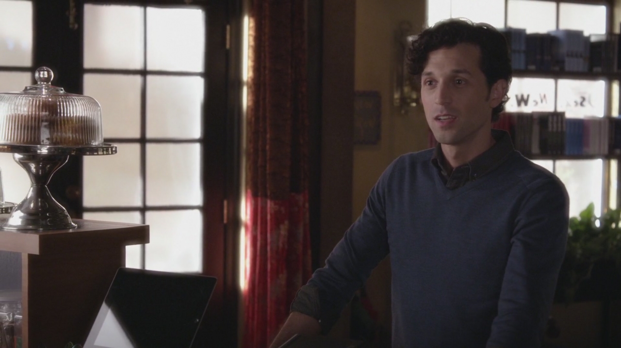 Qui Est Le Tueur Dans Pretty Little Liars Eric Mendoza | Pretty Little Liars Wiki | FANDOM powered by Wikia