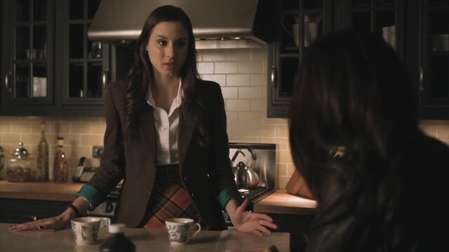 File:PLL202-1016.jpg