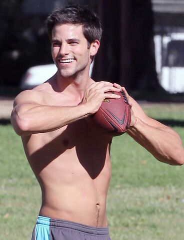 Archivo:Pll2-787x1024.jpg