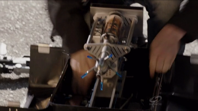 File:NW1x13futureAnomalyLocker.png