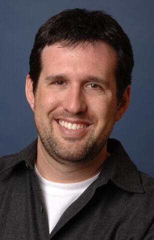 Файл:Zack Estrin.jpg