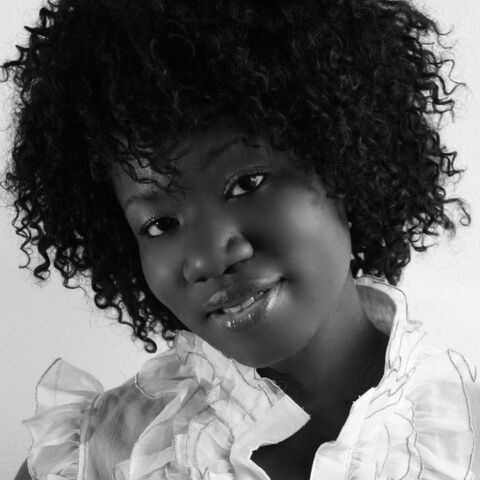 File:Korto Momolu.jpg