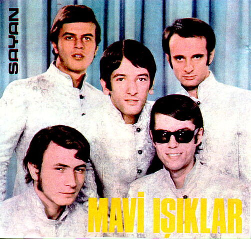 File:Mavi Işıklar (Album).jpg