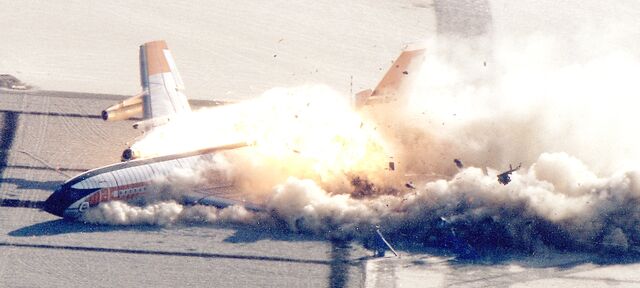 File:Boeing 720 Controlled Impact Demonstration.jpg