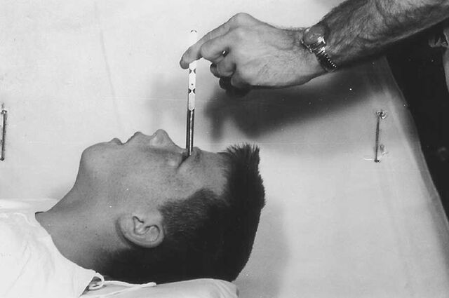 File:My lobotomy-howard during full.jpg