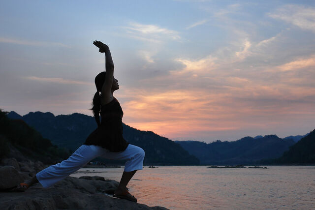 File:Yoga girl.jpg