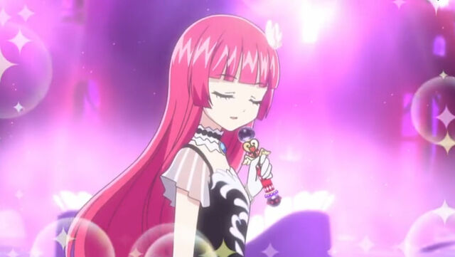 File:Sophie in Episode 5.jpg
