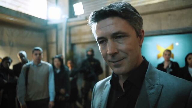 File:Paul Serene (Episode 4)-02.jpg