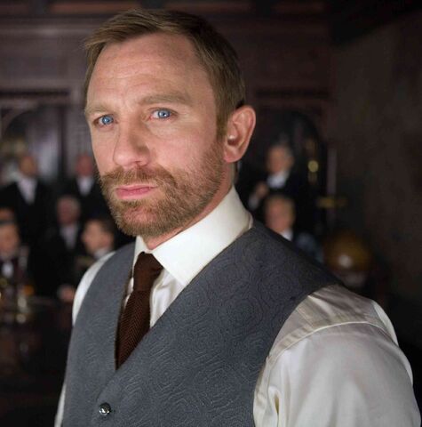 File:Lord Asriel.jpg