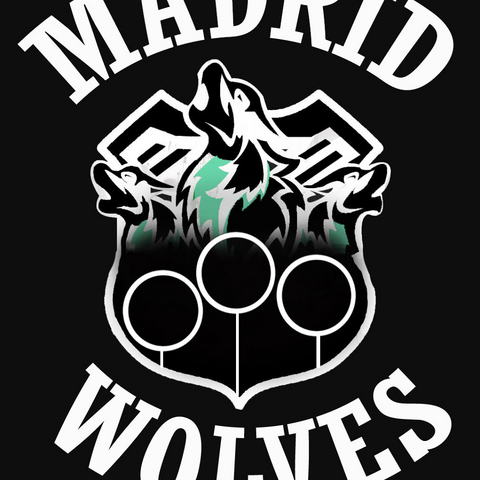 Archivo:EscudoMadWolves.png