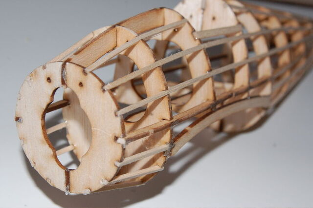 File:800px-Balsa airframe.jpg