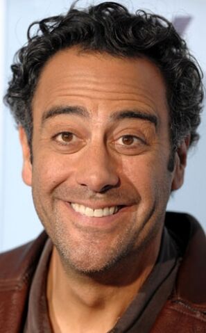 File:Brad Garrett.jpg