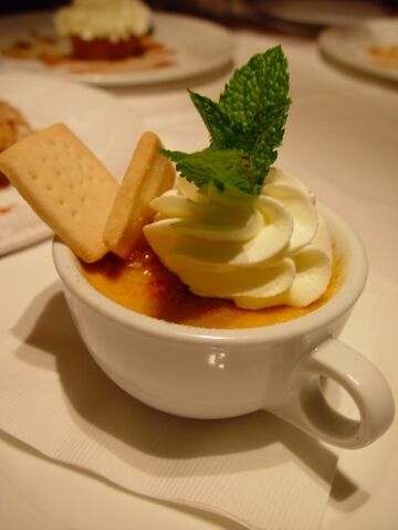 File:CrèmeBrulee.jpg