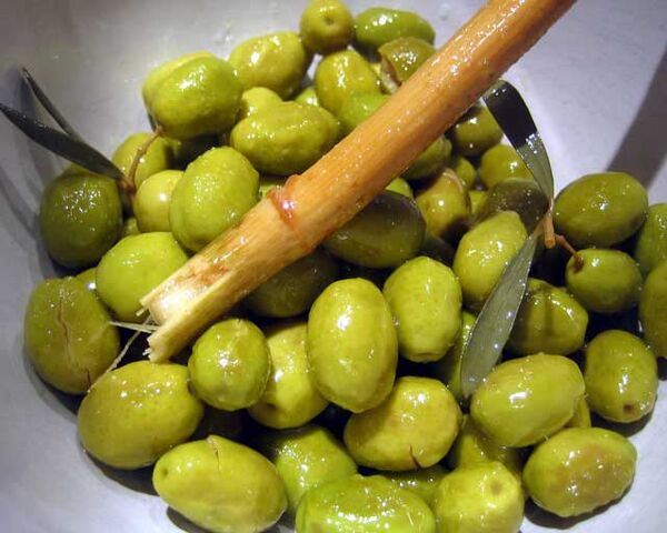 File:Olives cassees.jpg