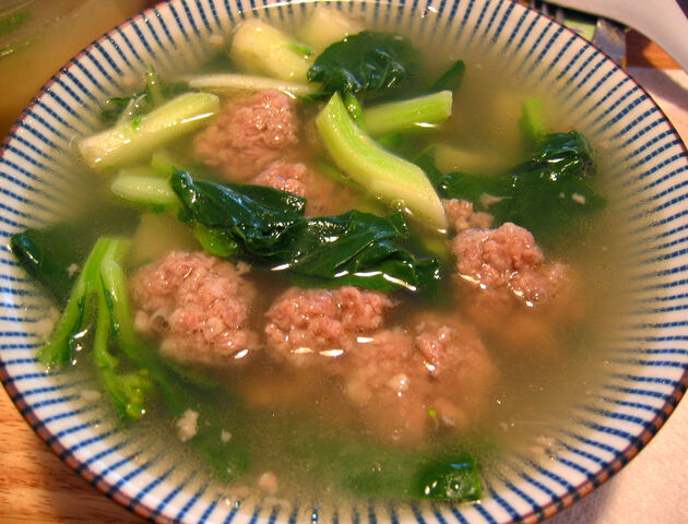 File:Meatball soup.jpg