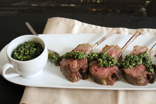 File:Rack-of-lamb-with-mint-pesto-recipe-01.jpg