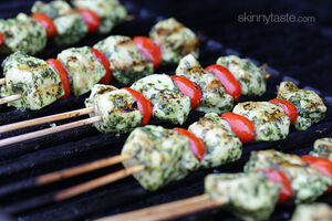 Pesto-chicken-and-tomato-skewers