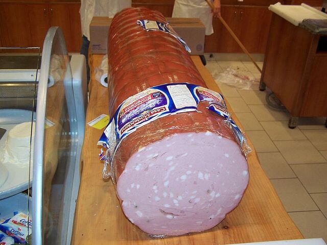 File:Mortadella.jpg