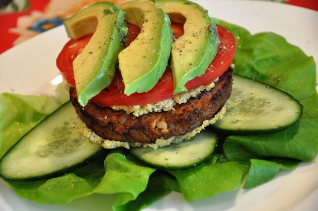 File:Veggie-Lettuce-Burger.jpg