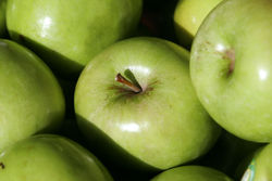 File:Grannysmithapple.jpg