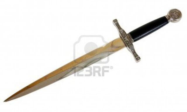 File:4286687-souvenir-medieval-dagger-an-exact-copy-made-of-modern-materials.jpg