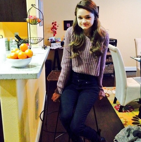 File:CiaraBravo-14.png