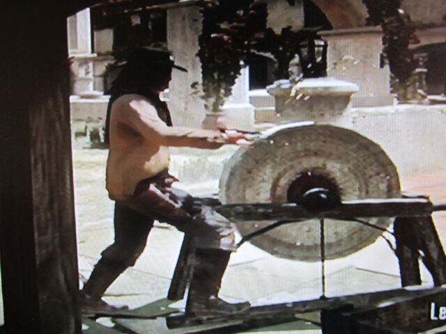 File:RDR characters doing things.jpg
