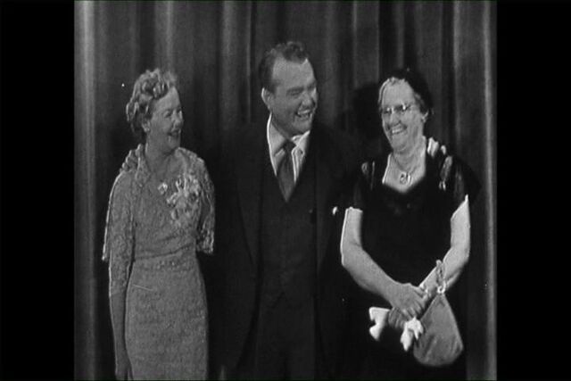 File:1952 mothers.jpg