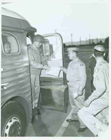 File:1944ArmyBus.jpg