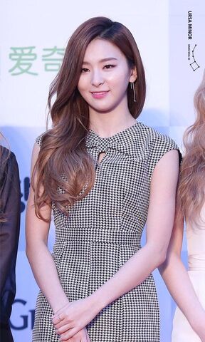 File:Seulgi Seoul Music Awards.jpg
