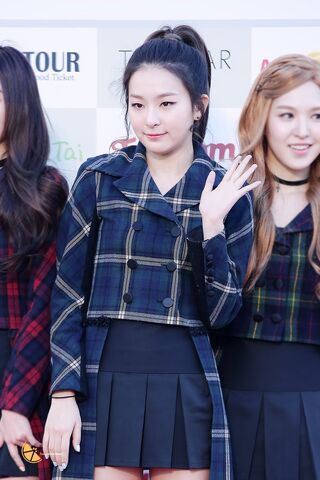 File:Seulgi Gaon Chart Awards 2016.jpg