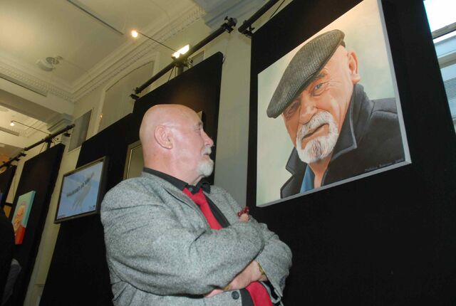 File:Brianwithportrait.jpg