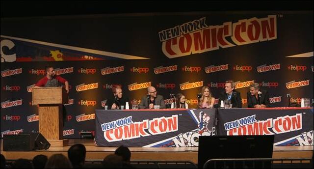 File:NYCC-2014 Panel-Photos 007.jpg