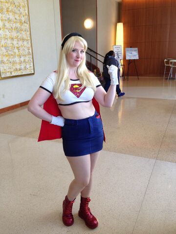 File:C2e22014-supergirl.jpg