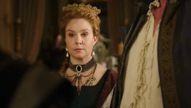 File:Pilot - 3 Catherine.png