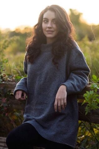 File:Adelaidekane2016photoshoot3.jpg